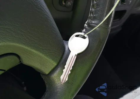 2002 Dodge Ram 1500 St from USA, damaged, VIN 3D7HA18N72G125247